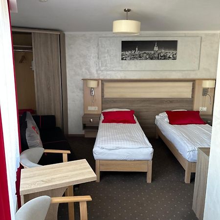 Diament I Brylant Hotel Rawicz Kültér fotó